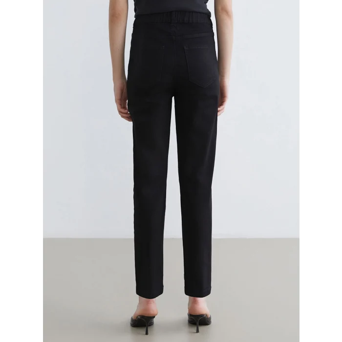 LCWAIKIKI Classic Siyah Beli Lastikli Slim Mom Kadın Jean Pantolon