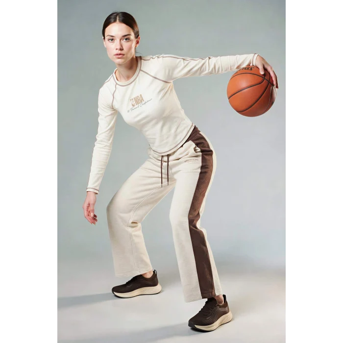 Defacto F8237AXER98 Ekru NBA Wordmark Uzun Kollu Tişört