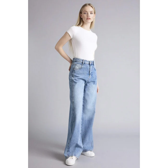 Defacto G8837AXNM28 Mavi Wıde Leg Normal Bel Jean Yıkamalı Pantolon