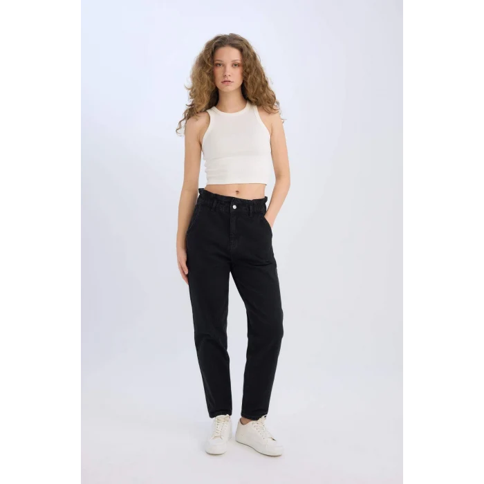 Defacto U0357AZWT32 Beyaz Afra x DeFacto Fitted Halter Yaka Fitilli Kaşkorse Atlet