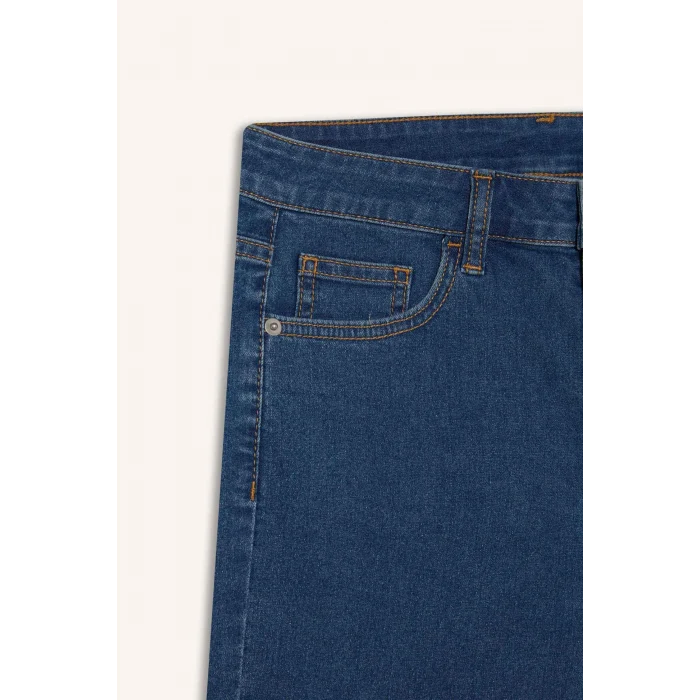 Defacto A1958AXNM28 Mavi Normal Bel Katlamalı Paça Jean Bermuda Şort