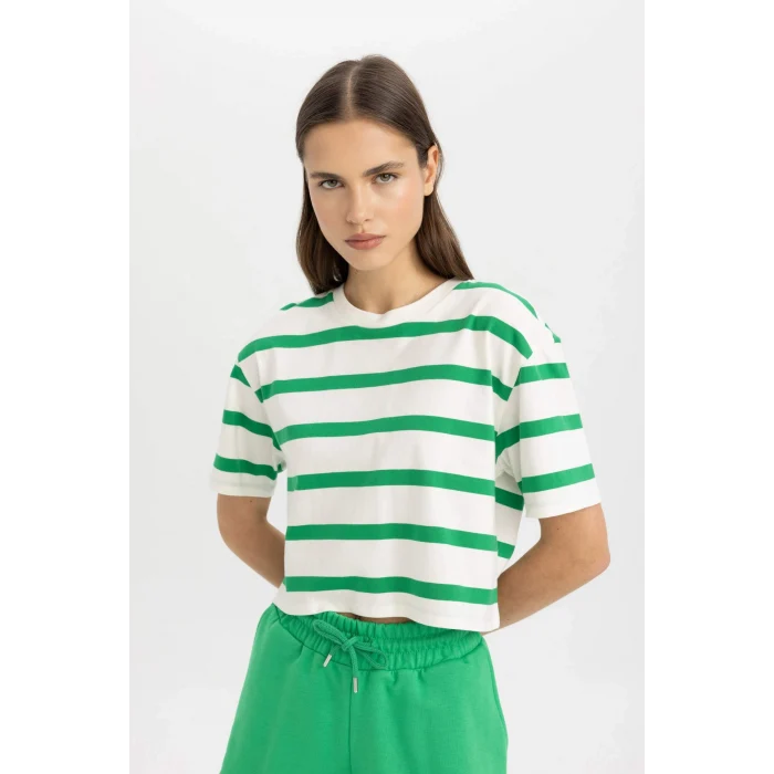Defacto C6199AXGN689 Yeşil Boxy Fit Çizgili Bisiklet Yaka Kısa Kollu Tişört