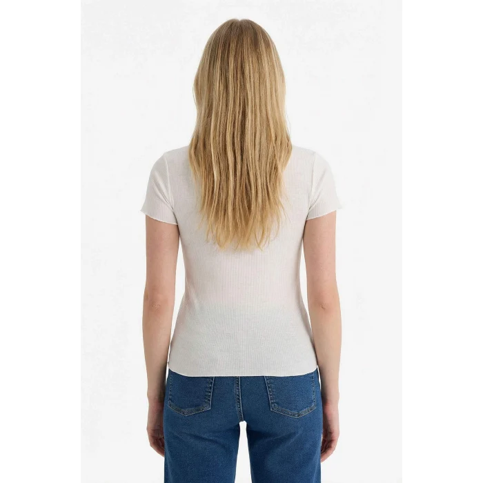 Defacto K7064AZWT32 Beyaz Fıtted Fitilli Kaşkorse Tişört