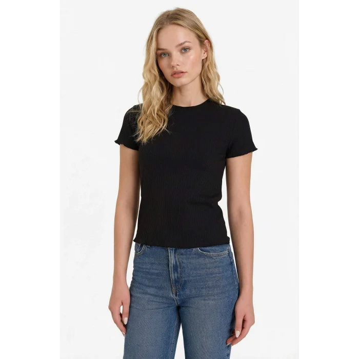 Defacto K7064AZBK81 Siyah Fıtted Fitilli Kaşkorse Tişört