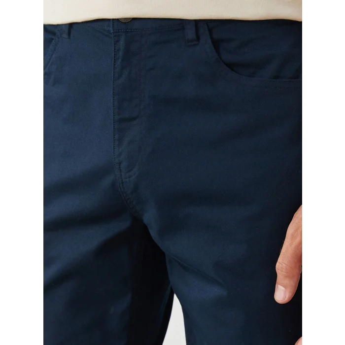 LCWAIKIKI Classic Lacivert Dar Kalıp Erkek Chino Pantolon
