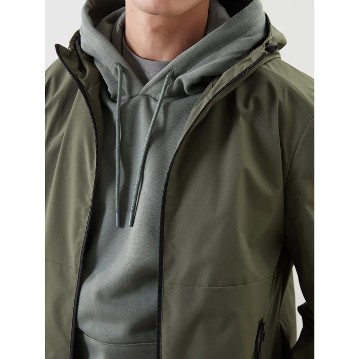 XSIDE Haki Standart Kalıp Kapüşonlu Erkek Yağmurluk