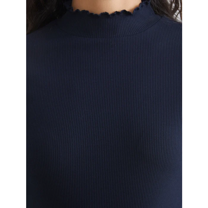 LCW Modest Lacivert Fırfırlı Dik Yaka Kadın Body