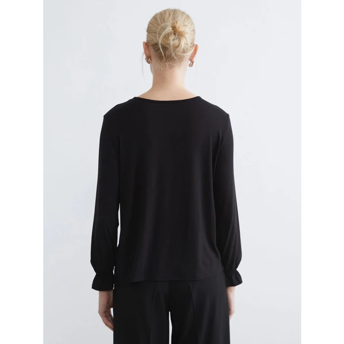 LCW Grace Siyah Bisiklet Yaka Fırfırlı Bluz