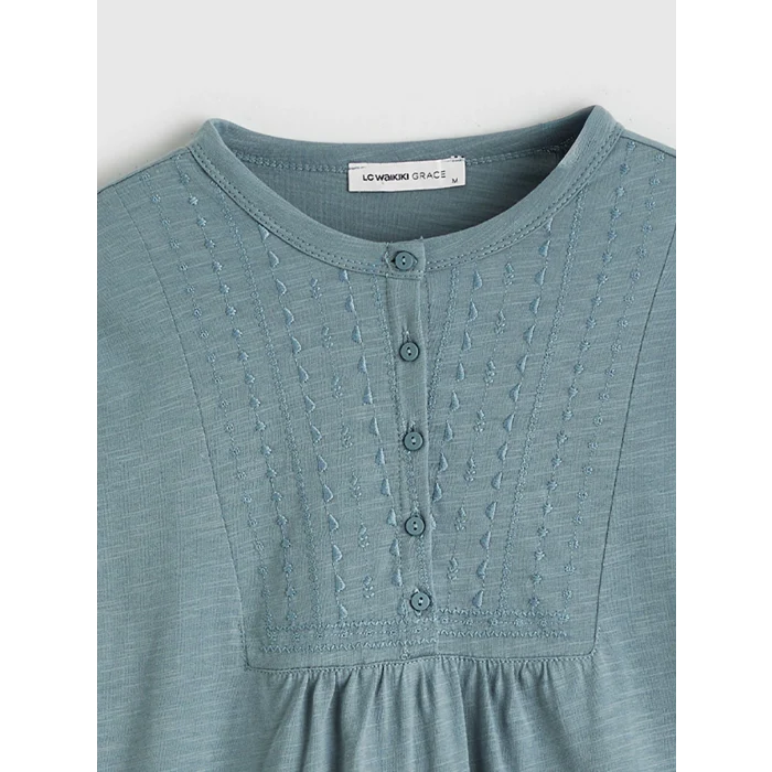LCW Grace Mavi Bisiklet Yaka Nakışlı Bluz