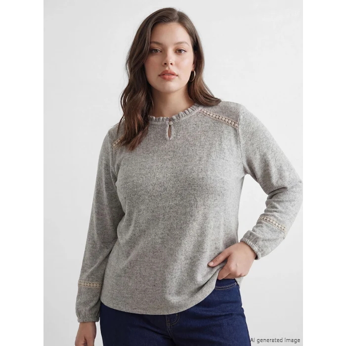 LCW Grace Bej Fırfırlı Bisiklet Yaka Nakışlı Bluz