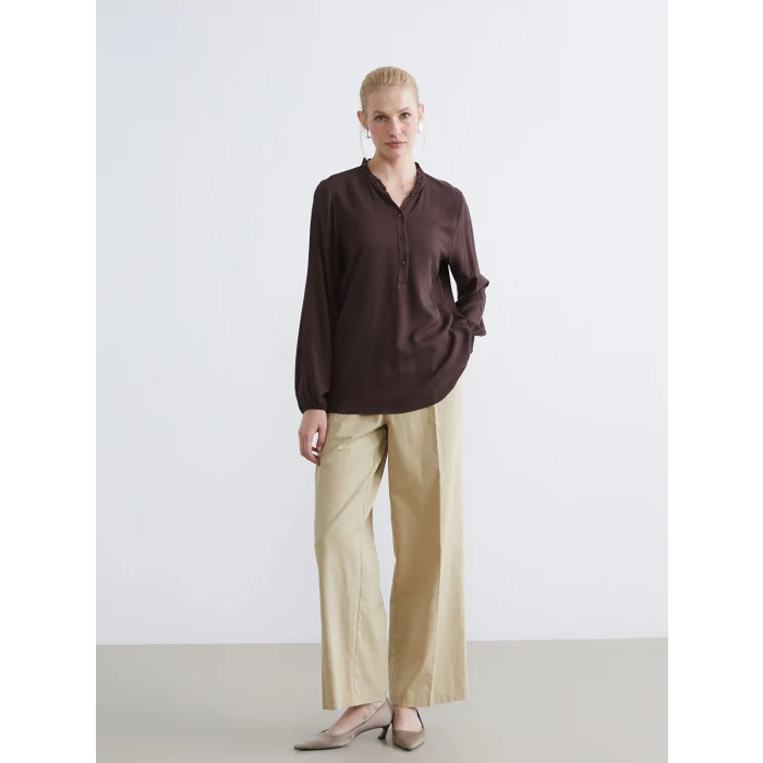 LCW Grace Kahverengi Fırfırlı Kaçık Yaka Bluz