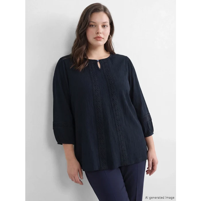 LCW Grace Lacivert Bisiklet Yaka Nakışlı Bluz
