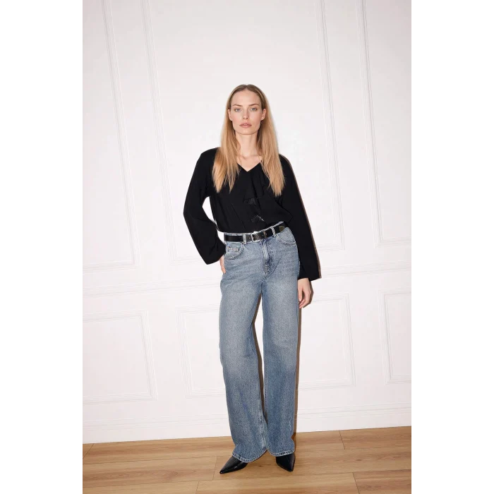 Defacto G9142AXBK81 Siyah Relax Fıt Krinkıl Kumaş Volanlı Bluz