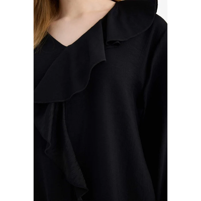 Defacto G9142AXBK81 Siyah Relax Fıt Krinkıl Kumaş Volanlı Bluz