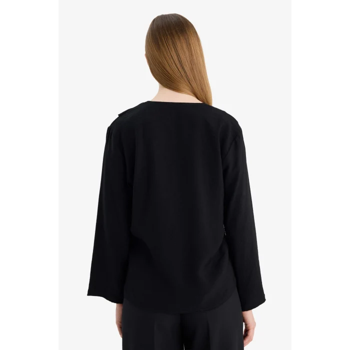 Defacto G9142AXBK81 Siyah Relax Fıt Krinkıl Kumaş Volanlı Bluz