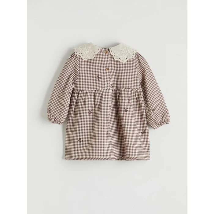 LCW baby Ekru Bebe Yaka Nakışlı Kız Bebek Müslin Elbise