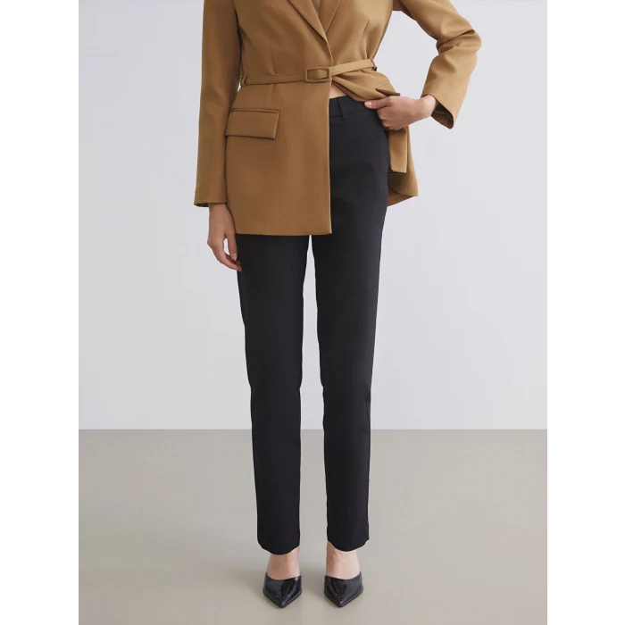 LCWAIKIKI Classic Siyah Dar Fit Kadın Pantolon