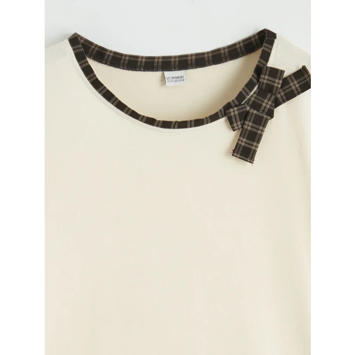 LCW Kids Ekru Fiyonk Detaylı Bisiklet Yaka Kız Çocuk Tişört