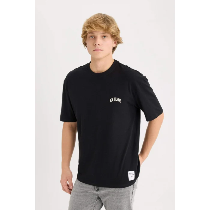 Defacto D5568AXBK81 Siyah %100 Pamuk Boxy Fit Bisiklet Yaka Baskılı Kısa Kollu Tişört