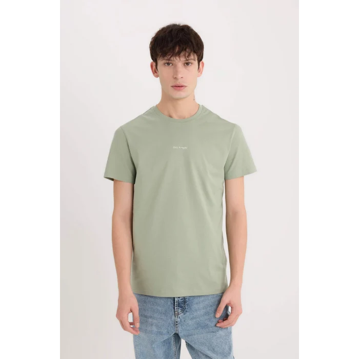 Defacto D5566AXGN1107 Yeşil %100 Pamuk Slim Fit Dar Kesim Bisiklet Yaka Baskılı Kısa Kollu Tişört