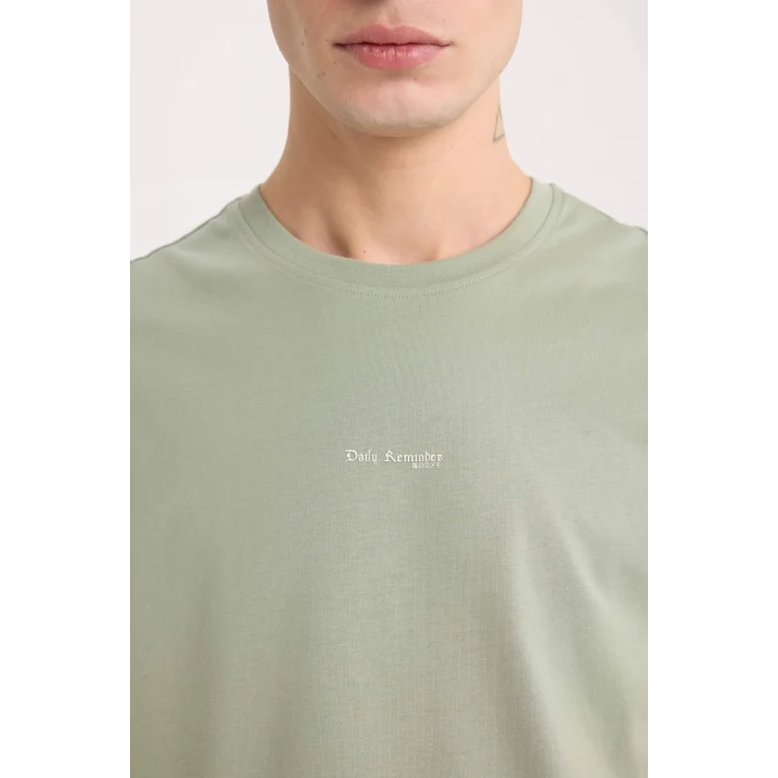 Defacto D5566AXGN1107 Yeşil %100 Pamuk Slim Fit Dar Kesim Bisiklet Yaka Baskılı Kısa Kollu Tişört