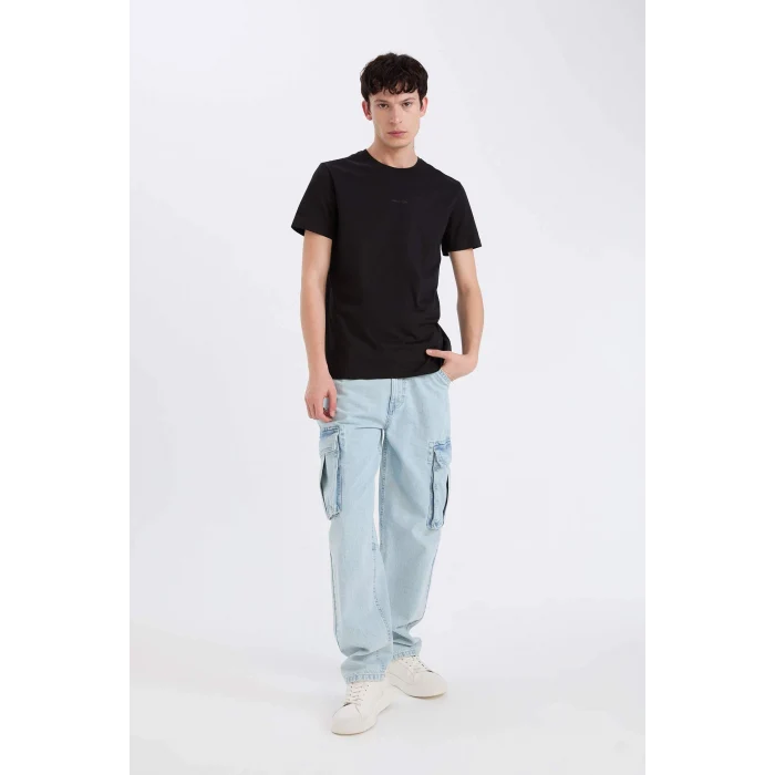 Defacto D5566AXBK81 Siyah %100 Pamuk Slim Fit Dar Kesim Bisiklet Yaka Baskılı Kısa Kollu Tişört