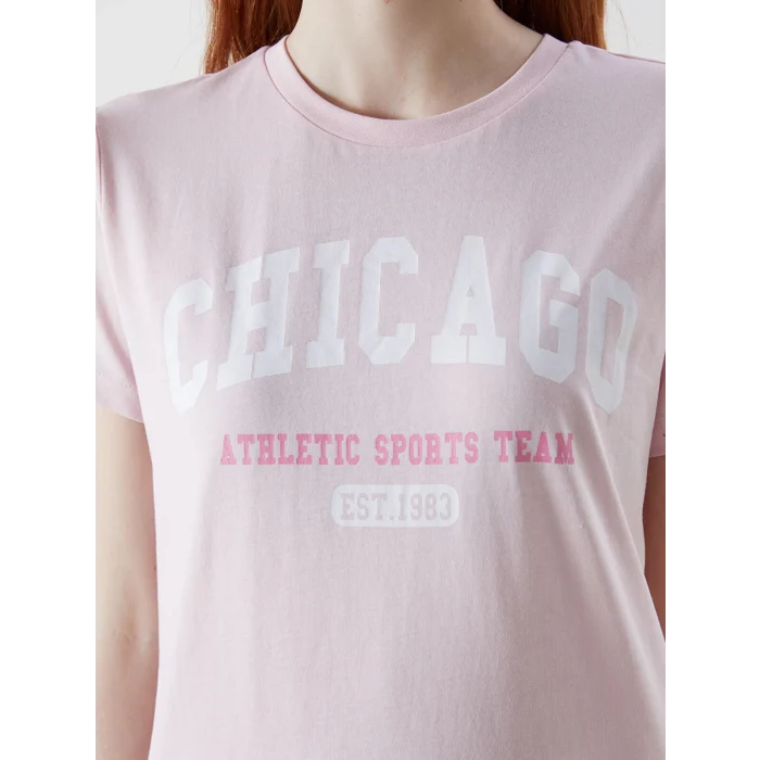 XSIDE Pembe Bisiklet Yaka Chicago Baskılı Kadın Tişört