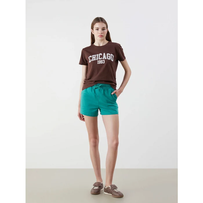 XSIDE Kahverengi Bisiklet Yaka Chicago Baskılı Kadın Tişört