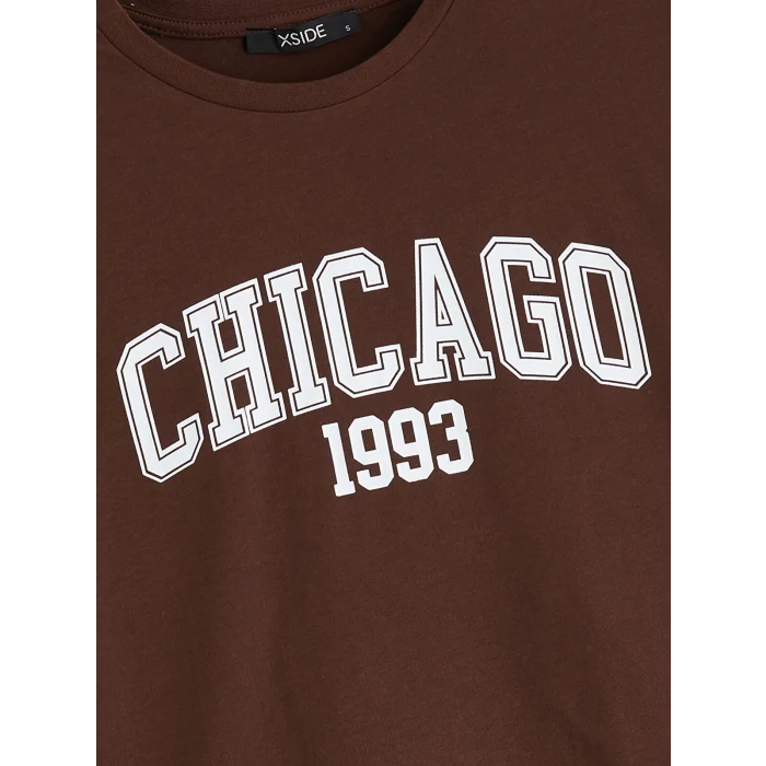 XSIDE Kahverengi Bisiklet Yaka Chicago Baskılı Kadın Tişört