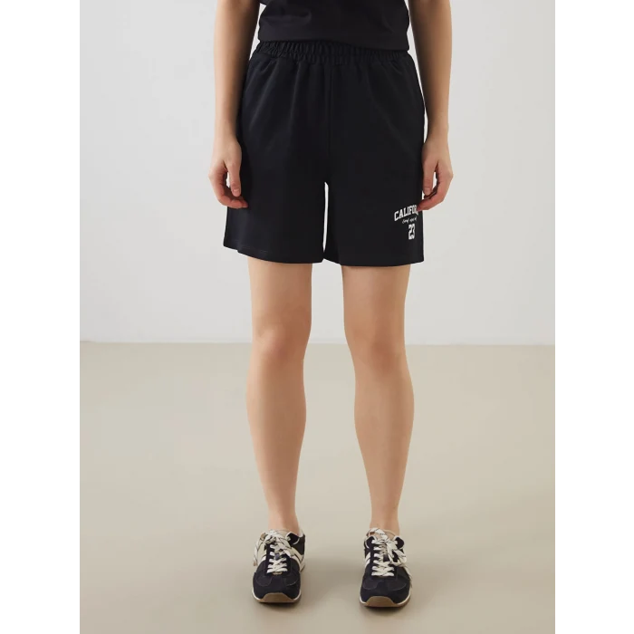 XSIDE Siyah Beli Lastikli California Baskılı Kadın Şort