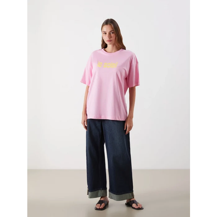 LCW Vision Pembe Bisiklet Yaka Baskılı Oversize Kadın Tişört