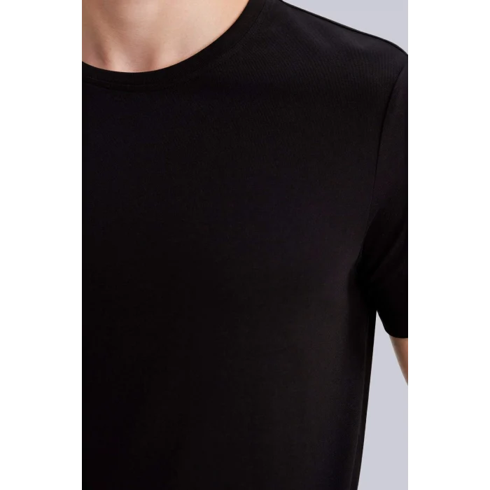 Defacto M6606AZBK81 Siyah Slim Fit Tişört