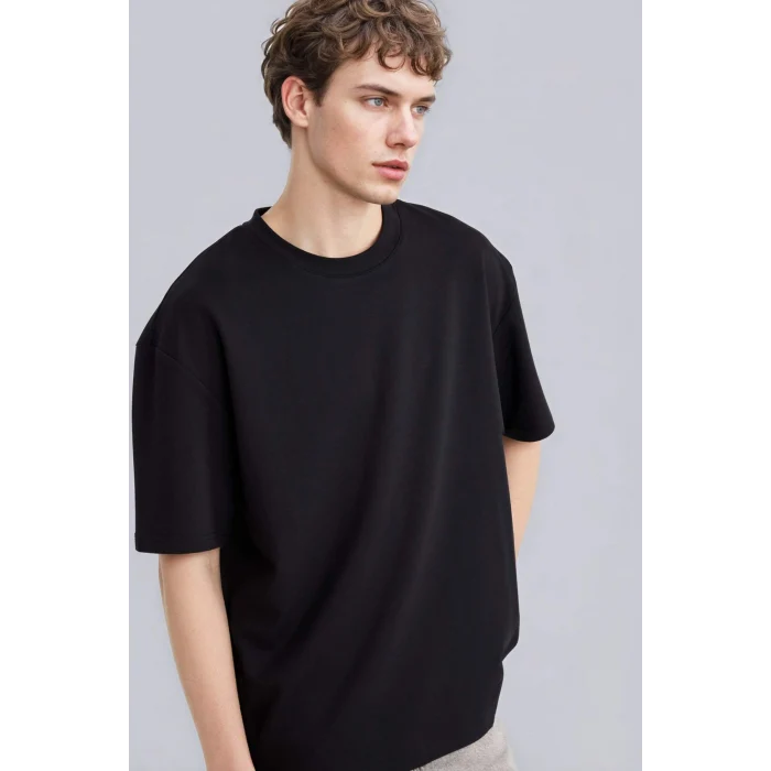 Defacto X3926AZBK81 Siyah Nefes Alabilen Oversize Tişört