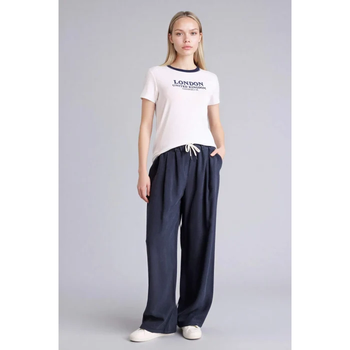 Defacto H1401AXWT34 Beyaz Regular Fıt Baskılı Ribana Tişört