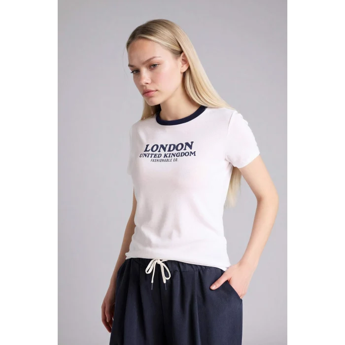 Defacto H1401AXWT34 Beyaz Regular Fıt Baskılı Ribana Tişört