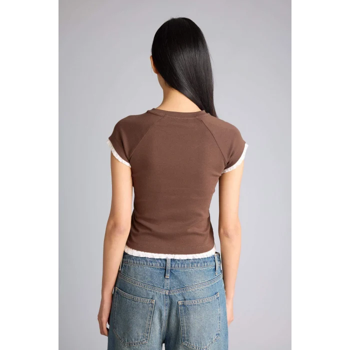 Defacto H1099AXBN539 Kahve Fıtted Baskılı Ribana Tişört