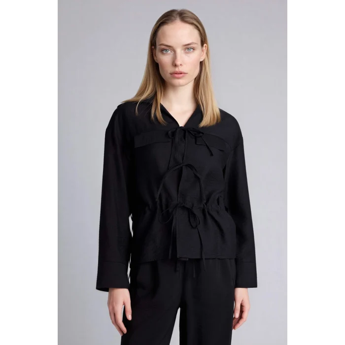 Defacto G8263AXBK81 Siyah Regular Fıt Uzun Kollu Gömlek