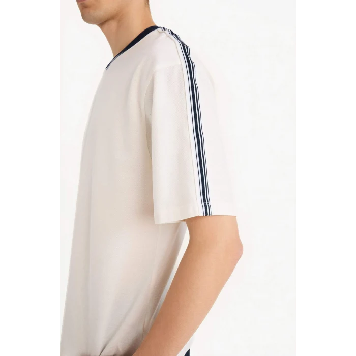 Defacto F8673AXER105 Ekru Boxy Fıt Bisiklet Yaka Pike Kısa Kollu Tişört