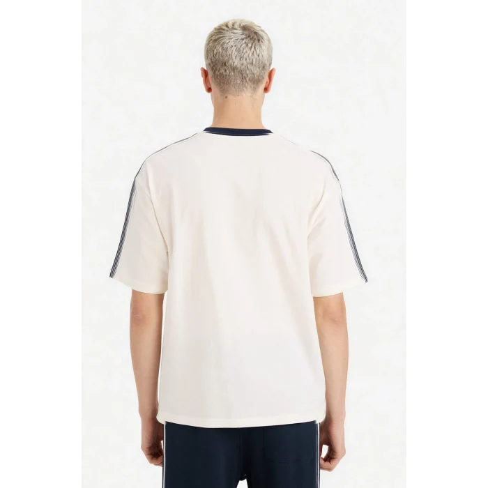 Defacto F8673AXER105 Ekru Boxy Fıt Bisiklet Yaka Pike Kısa Kollu Tişört
