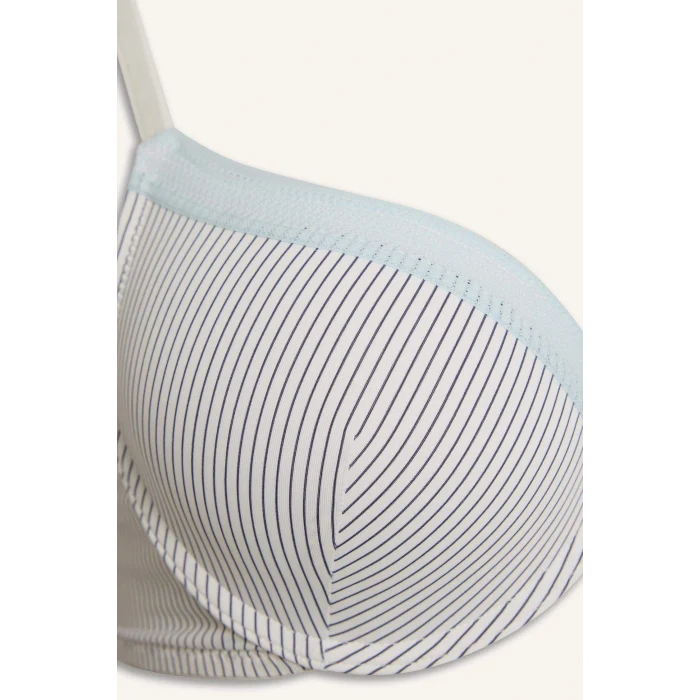 Defacto G2637AXWT16 Beyaz Dantel Detaylı Micro Kaplı Pedli Balensiz Tişört Bra