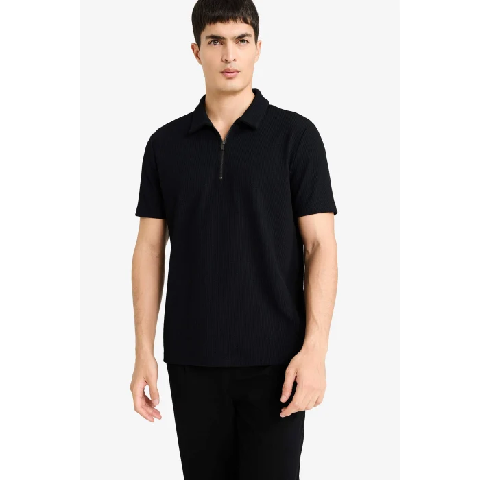 Defacto B7355AXBK81 Siyah Kırışmaz Fermuarlı Polo Yaka Tişört