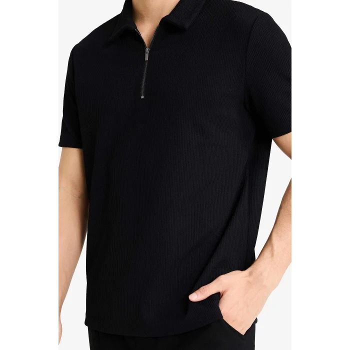 Defacto B7355AXBK81 Siyah Kırışmaz Fermuarlı Polo Yaka Tişört