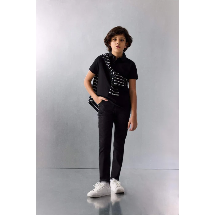Defacto K1689A6BK81 Siyah Regular Fıt Polo Yaka Basıc Düz Pike Kısa Kollu Polo Tişört Erkek Çocuk