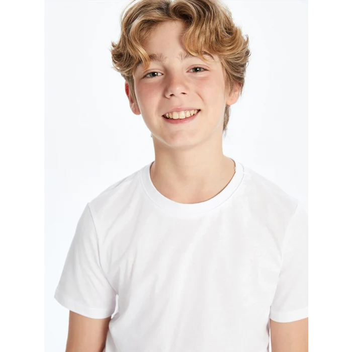 LCW Kids Beyaz Bisiklet Yaka Erkek Çocuk Tişört