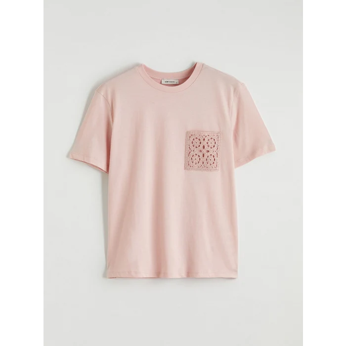 LCW Vision Pembe Bisiklet Yaka Nakışlı Kadın Tişört