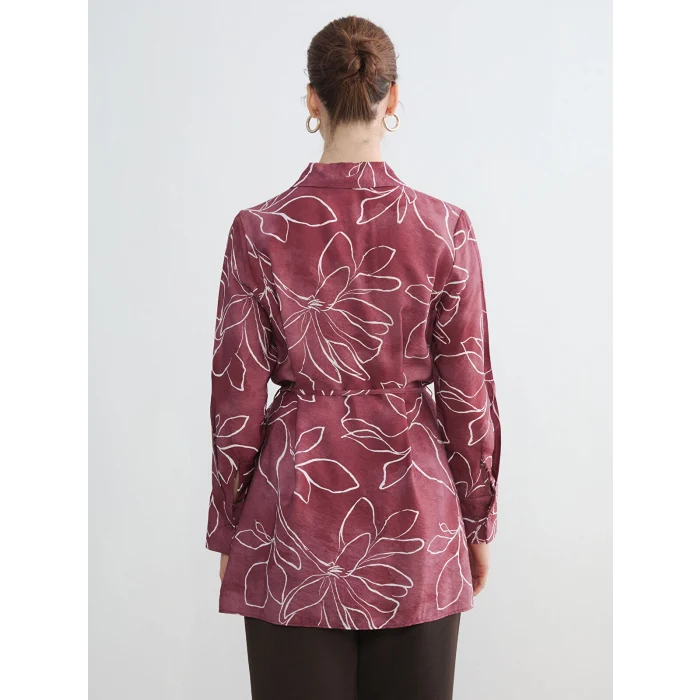 LCWAIKIKI Classic Kırmızı Çiçekli Kuşaklı Kadın Gömlek Tunik