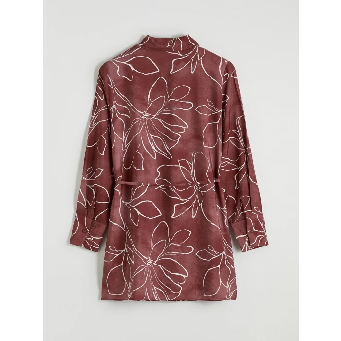 LCWAIKIKI Classic Kırmızı Çiçekli Kuşaklı Kadın Gömlek Tunik