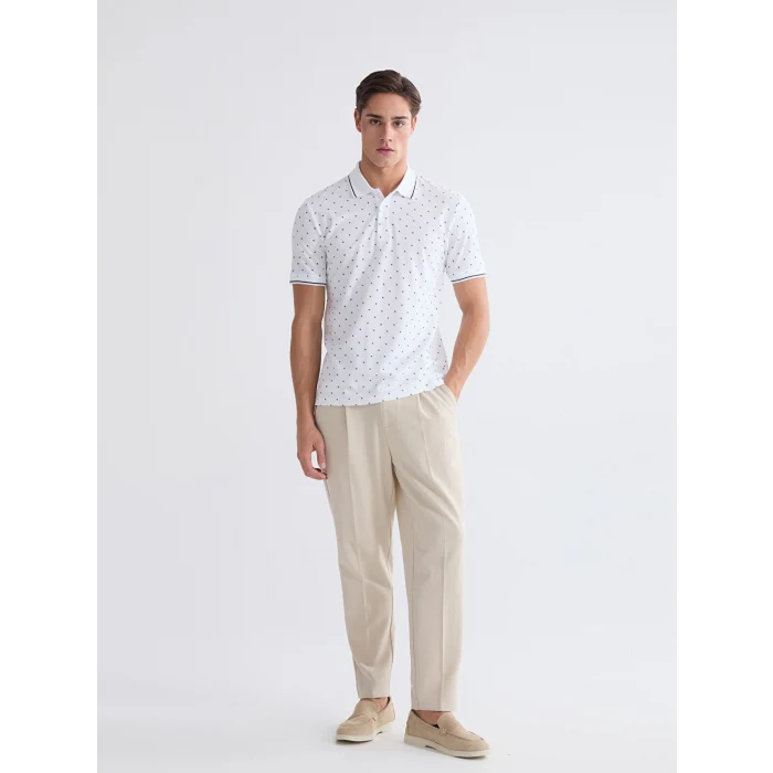 LCWAIKIKI Classic Beyaz Desenli Standart Fit Erkek Polo Yaka Tişört