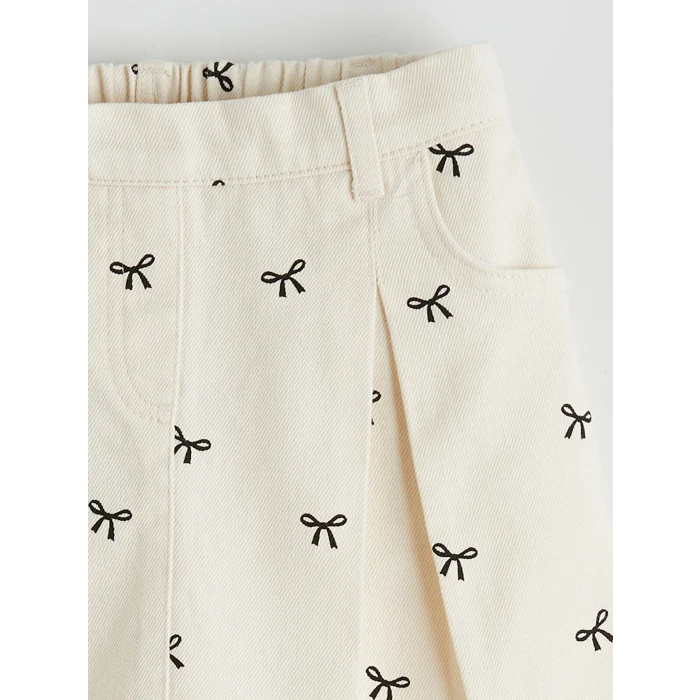 LCW Kids Ekru Beli Lastikli Kız Çocuk Şort Etek ve Külotlu Çorap