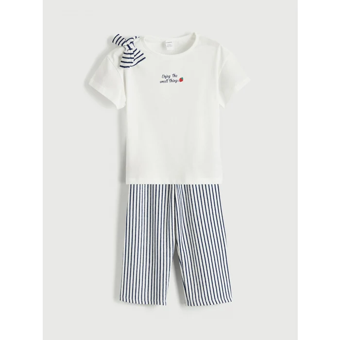 LCW Kids Ekru Kız Çocuk Baskılı Tişört ve Çizgili Pantolon